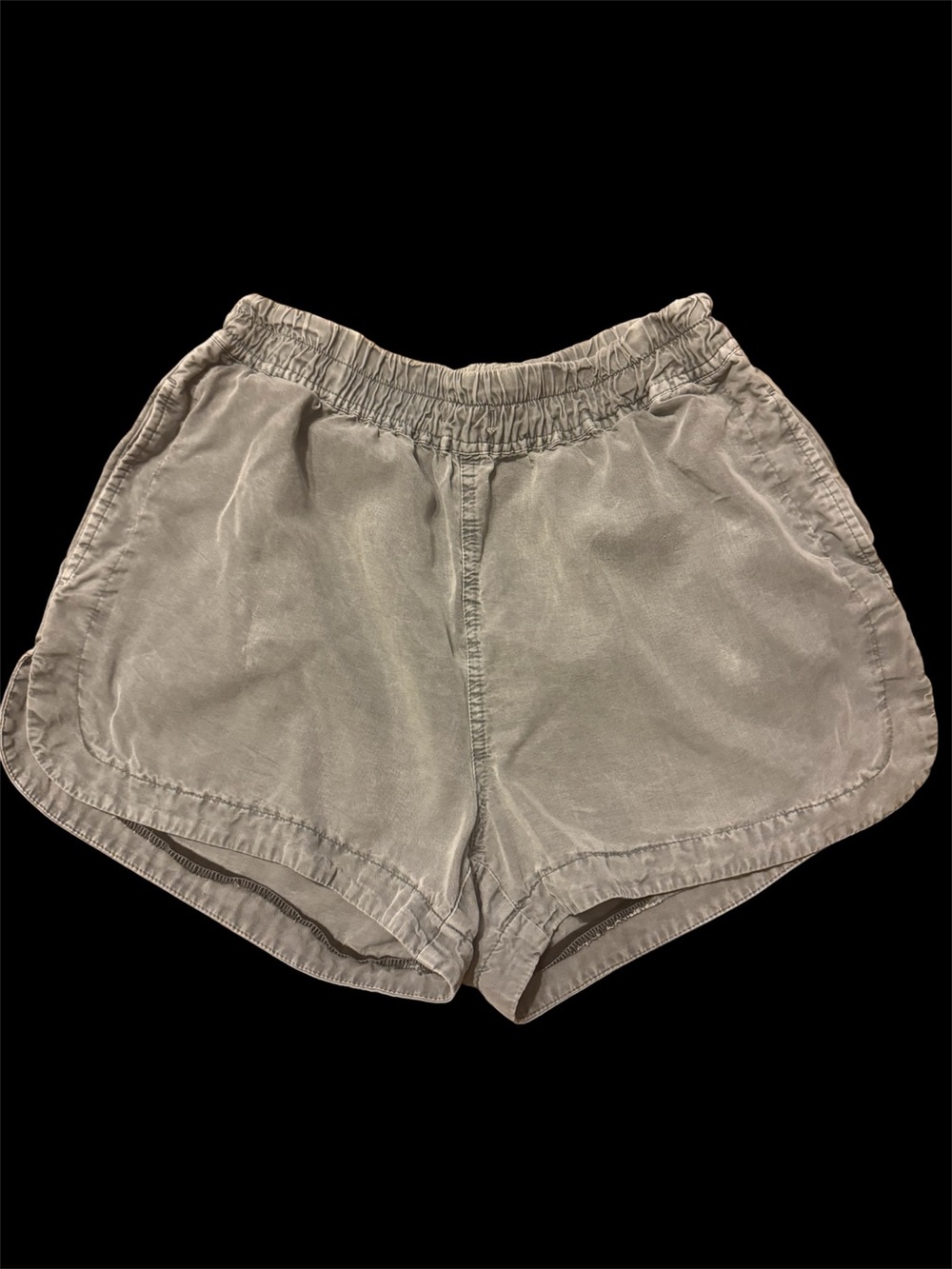 Women’s Garage cotton Casual Elastic-Waist Shorts in grey size M